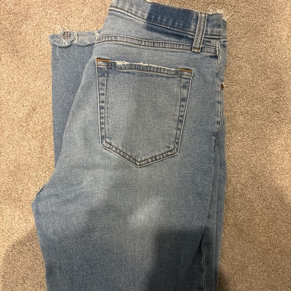 Abercrombie & Fitch Light Wash Straight Leg Jeans - Picture 2 of 3
